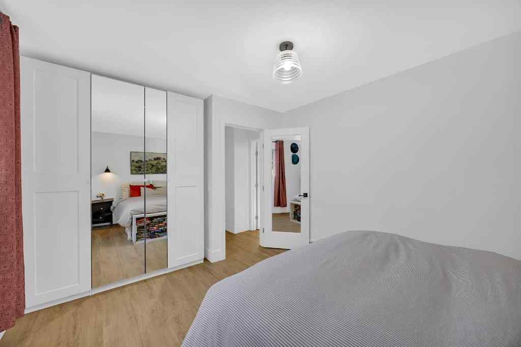 MLS® A2266468 - 91 Shawglen Way SW in Shawnessy Calgary, Residential