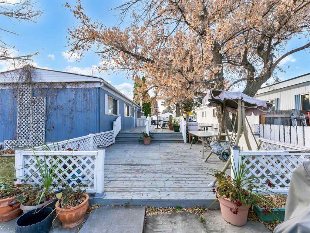 MLS® A2266474 - Unit #93 4000 13 Avenue SE in SE Southridge Medicine Hat, Mobile