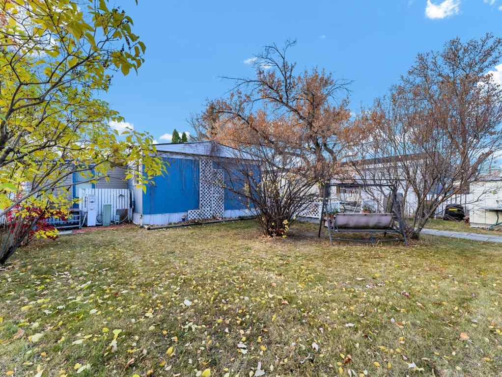 MLS® A2266474 - Unit #93 4000 13 Avenue SE in SE Southridge Medicine Hat, Mobile