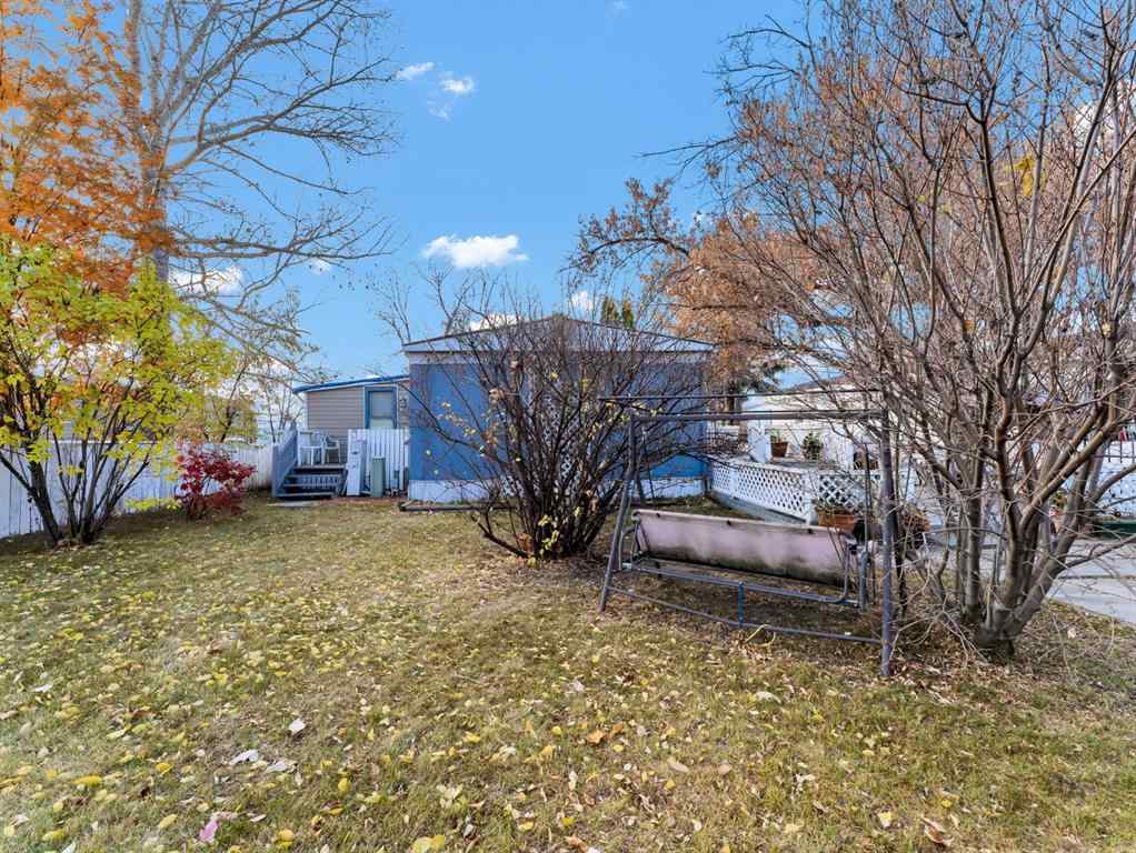 MLS® A2266474 - Unit #93 4000 13 Avenue SE in SE Southridge Medicine Hat, Mobile