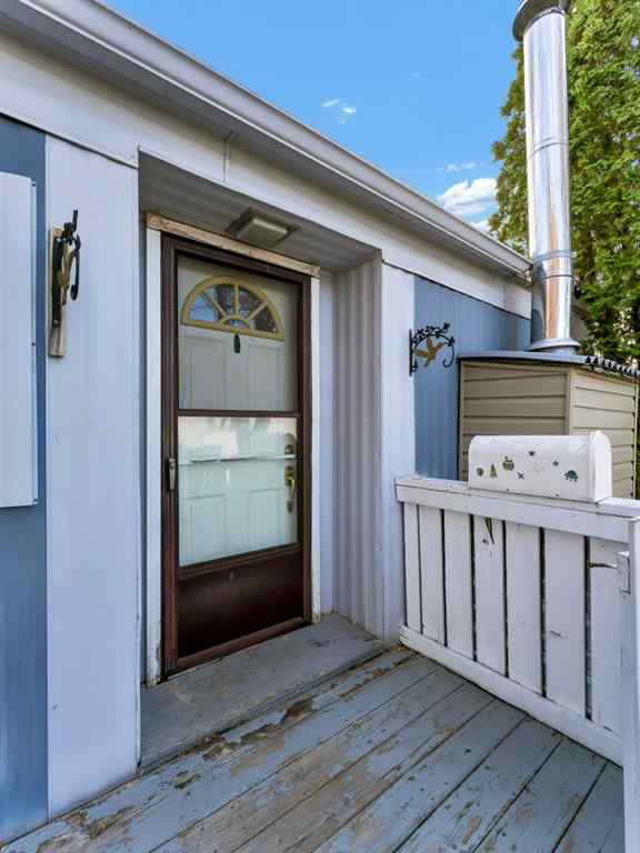 MLS® A2266474 - Unit #93 4000 13 Avenue SE in SE Southridge Medicine Hat, Mobile