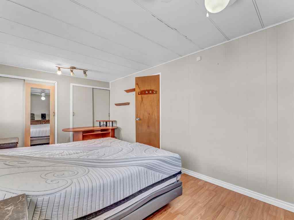 MLS® A2266474 - Unit #93 4000 13 Avenue SE in SE Southridge Medicine Hat, Mobile