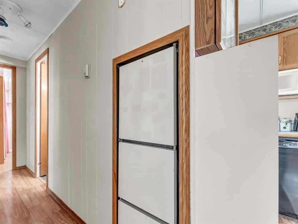 MLS® A2266474 - Unit #93 4000 13 Avenue SE in SE Southridge Medicine Hat, Mobile