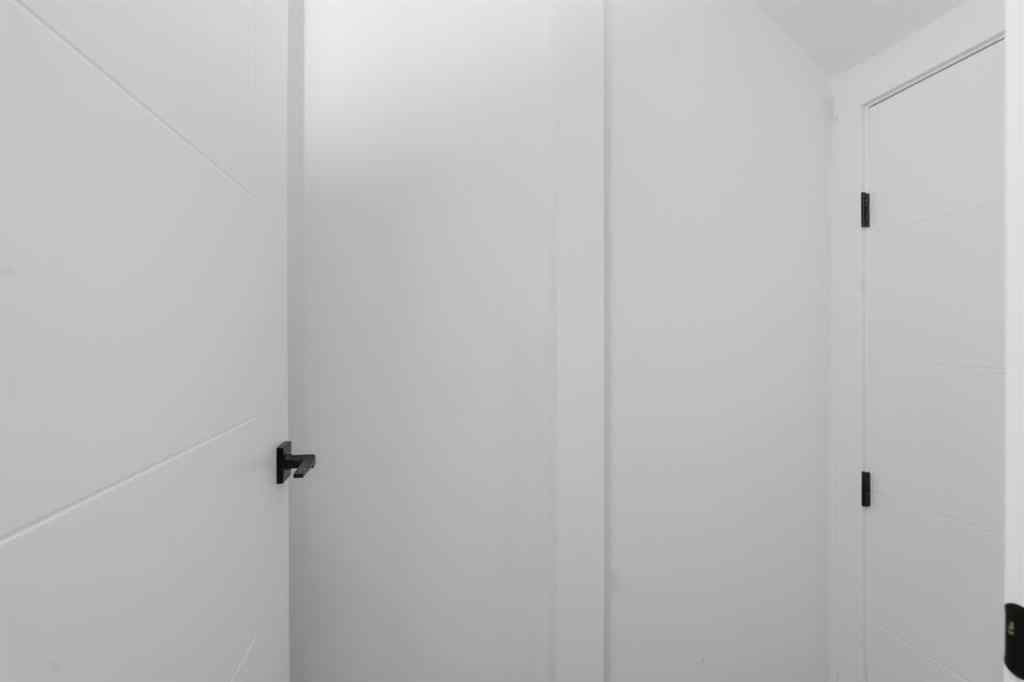 MLS® A2266477 - Unit #203 212 32 Avenue NE in Highland Park Calgary, Residential