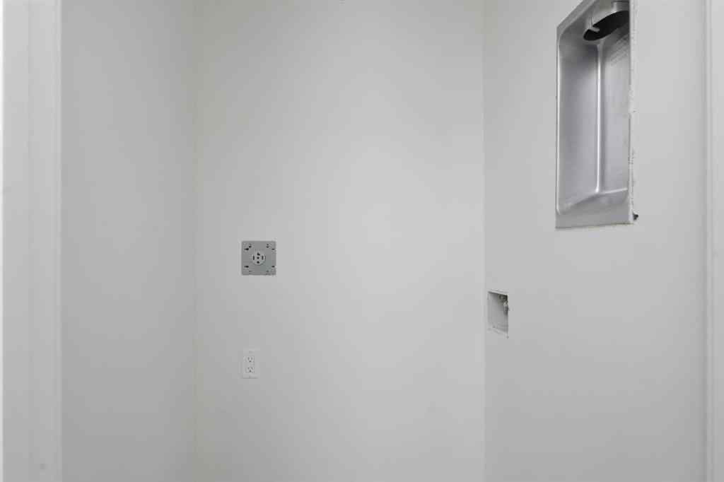 MLS® A2266477 - Unit #203 212 32 Avenue NE in Highland Park Calgary, Residential