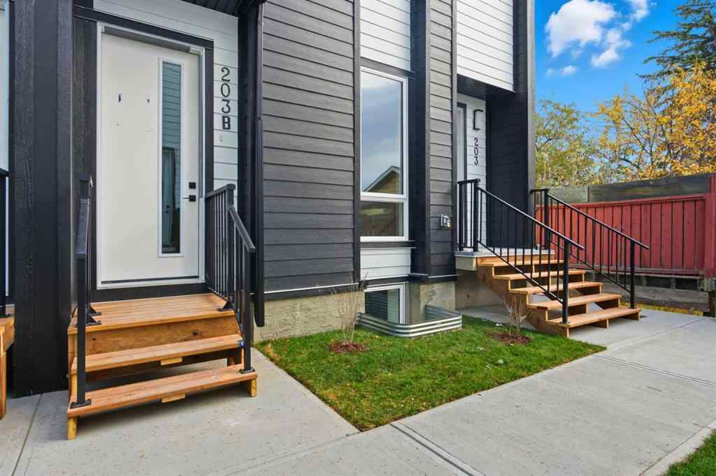 MLS® A2266477 - Unit #203 212 32 Avenue NE in Highland Park Calgary, Residential