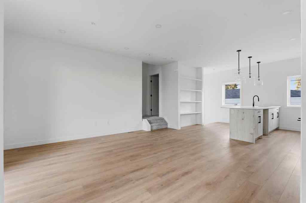 MLS® A2266477 - Unit #203 212 32 Avenue NE in Highland Park Calgary, Residential