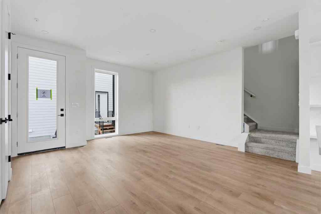 MLS® A2266477 - Unit #203 212 32 Avenue NE in Highland Park Calgary, Residential