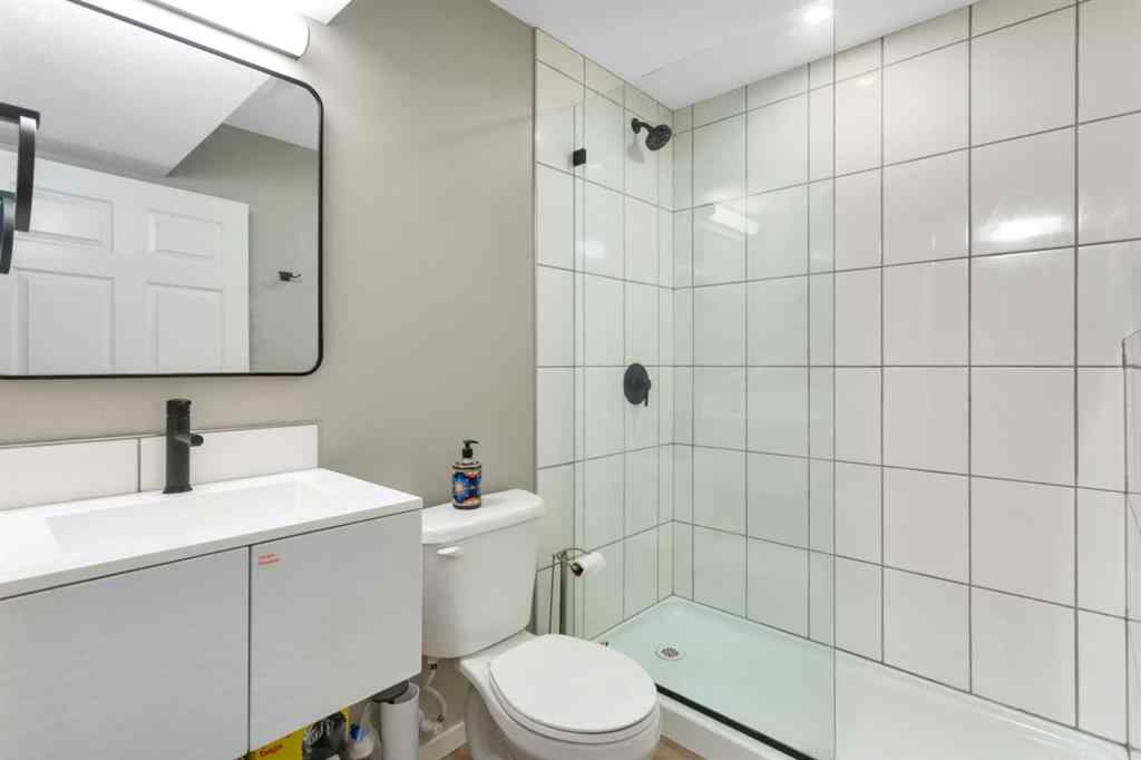 MLS® A2266478 - 4633 48 Street   in Central Core Sylvan Lake, Residential