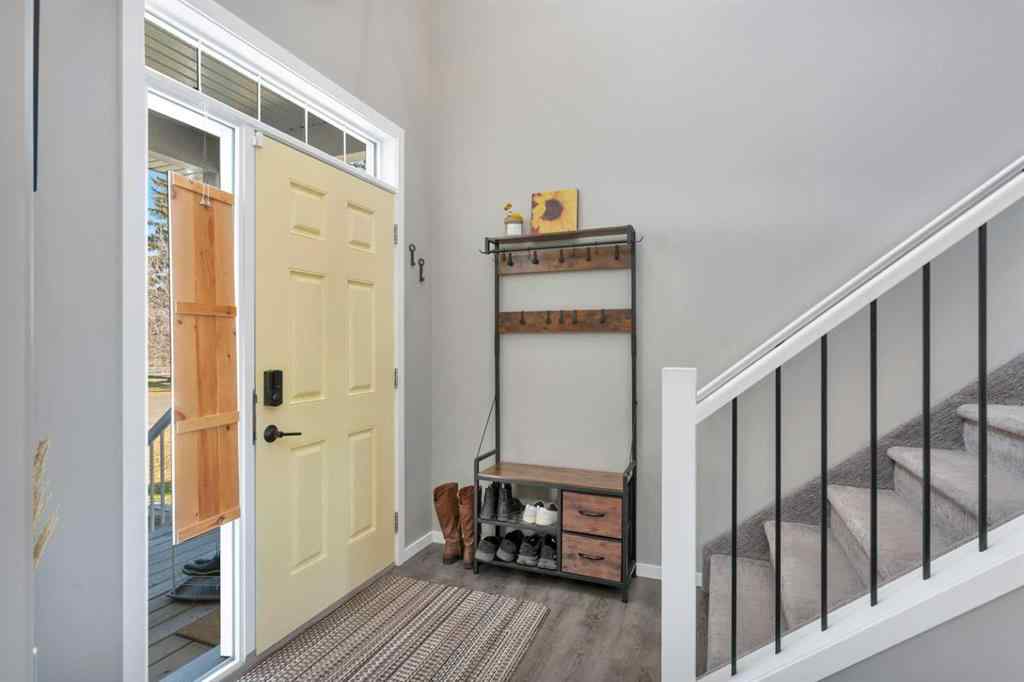 MLS® A2266478 - 4633 48 Street   in Central Core Sylvan Lake, Residential