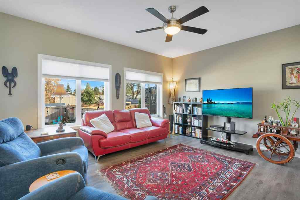 MLS® A2266478 - 4633 48 Street   in Central Core Sylvan Lake, Residential