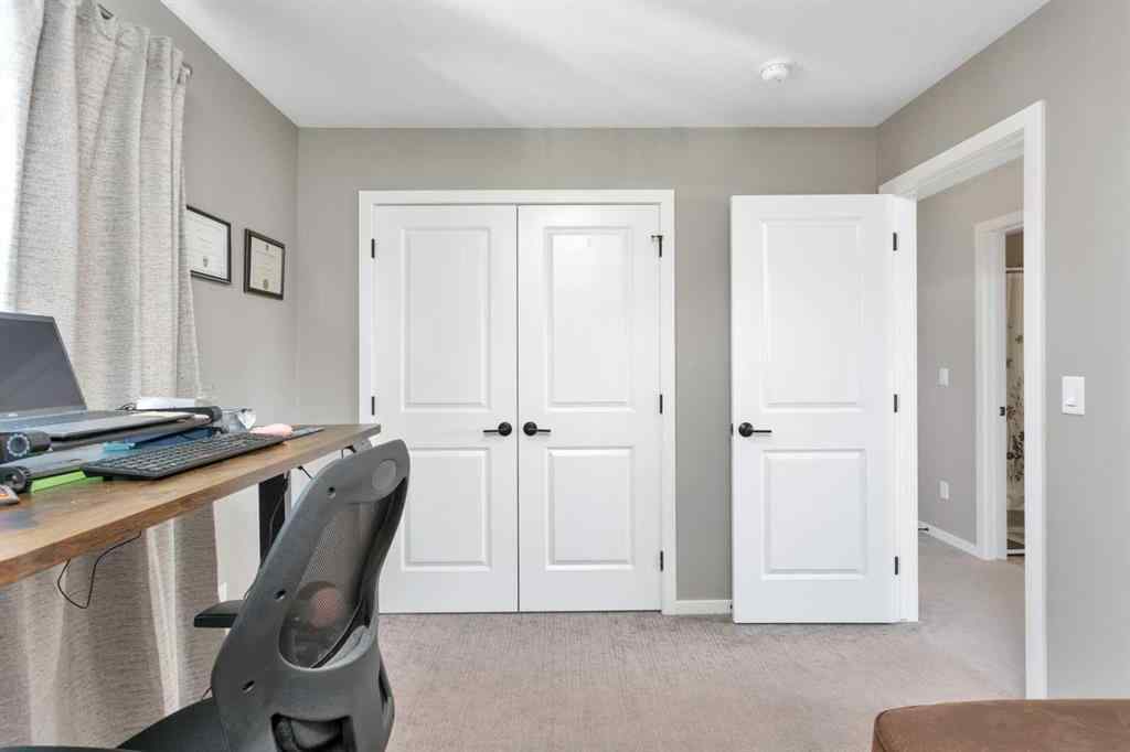 MLS® A2266478 - 4633 48 Street   in Central Core Sylvan Lake, Residential