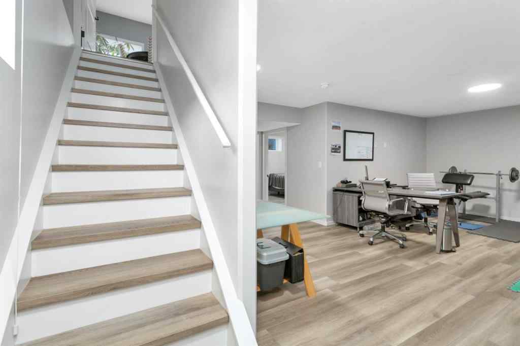 MLS® A2266478 - 4633 48 Street   in Central Core Sylvan Lake, Residential