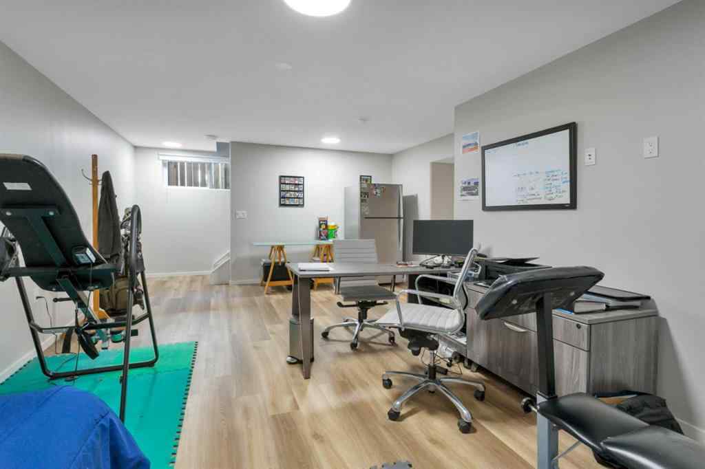 MLS® A2266478 - 4633 48 Street   in Central Core Sylvan Lake, Residential