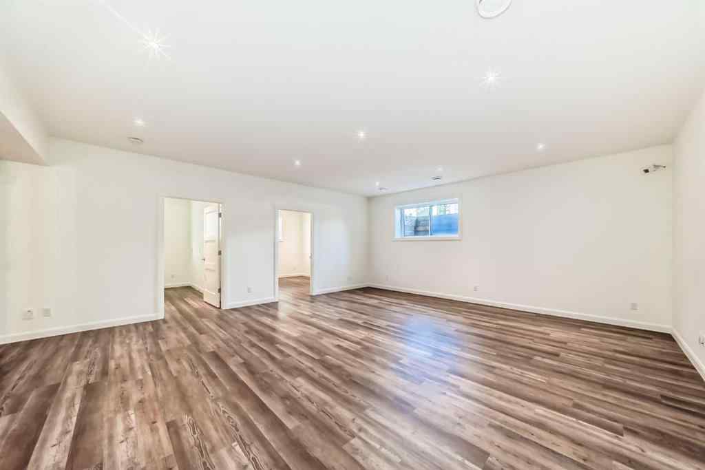 MLS® A2266479 - 2323 3 Avenue NW in West Hillhurst Calgary, Residential