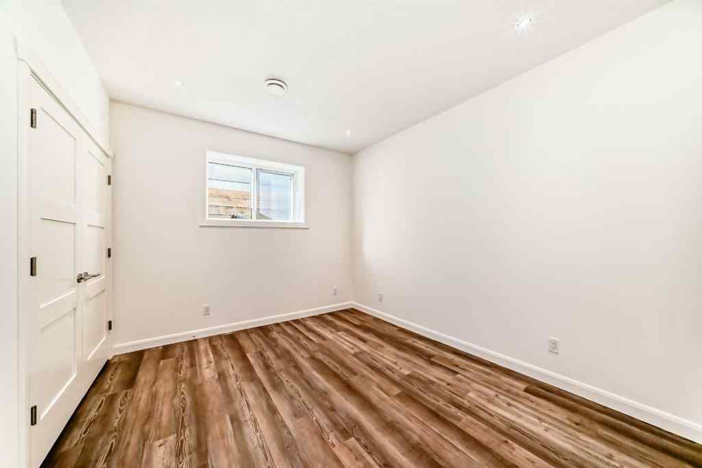 MLS® A2266479 - 2323 3 Avenue NW in West Hillhurst Calgary, Residential