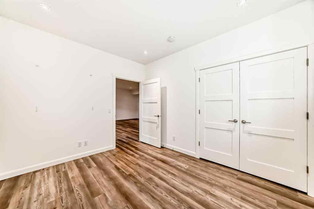 MLS® A2266479 - 2323 3 Avenue NW in West Hillhurst Calgary, Residential