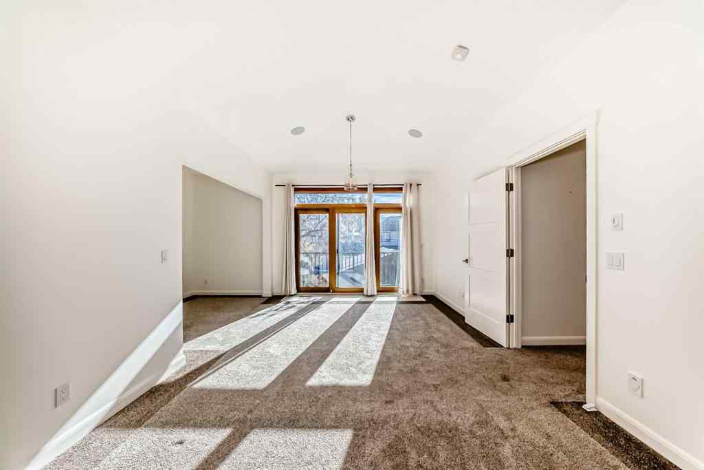 MLS® A2266479 - 2323 3 Avenue NW in West Hillhurst Calgary, Residential