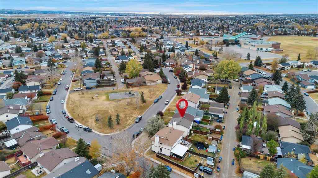 MLS® A2266482 - 5 Falsby Place NE in Falconridge Calgary, Residential