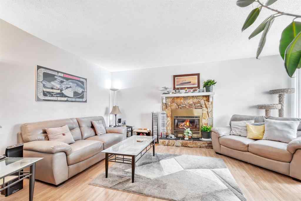 MLS® A2266482 - 5 Falsby Place NE in Falconridge Calgary, Residential