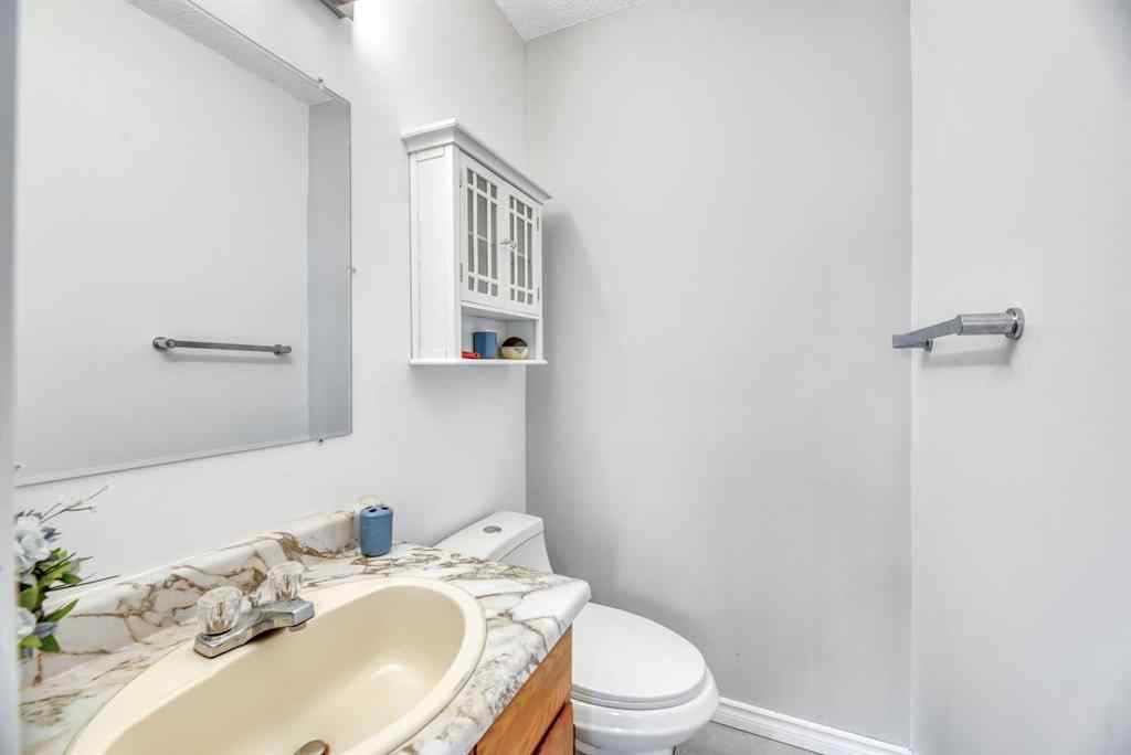 MLS® A2266482 - 5 Falsby Place NE in Falconridge Calgary, Residential