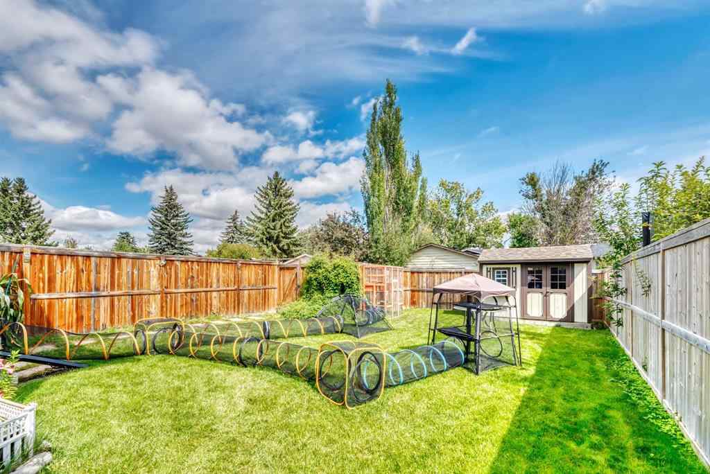 MLS® A2266482 - 5 Falsby Place NE in Falconridge Calgary, Residential