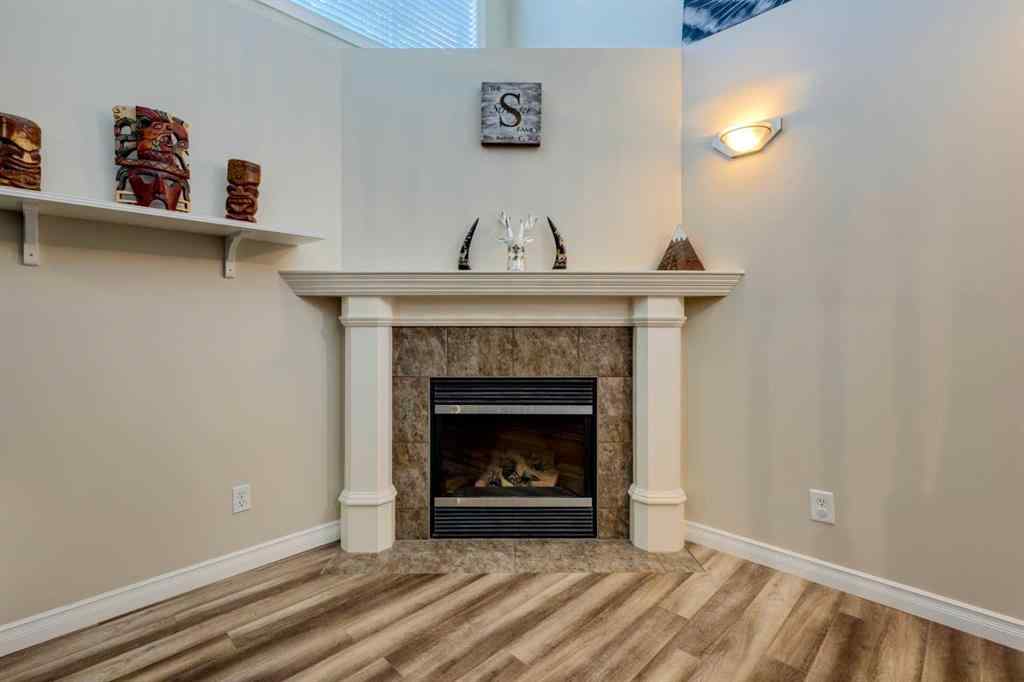 MLS® A2266485 - 85 Crystal Shores Crescent  in Crystal Shores Okotoks, Residential