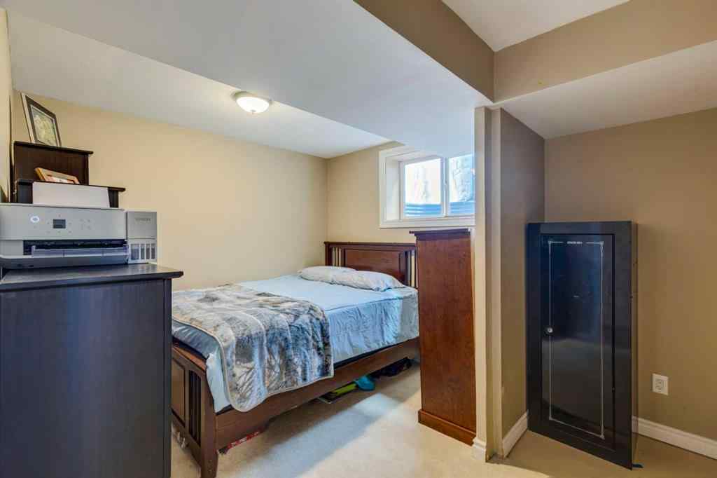 MLS® A2266485 - 85 Crystal Shores Crescent  in Crystal Shores Okotoks, Residential