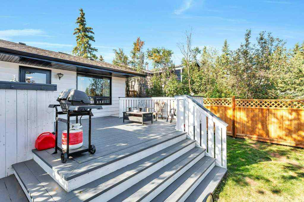 MLS® A2266496 - 101 Lakeview Avenue  in NONE Gull Lake, Residential