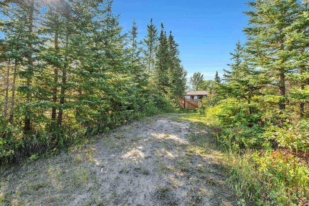 MLS® A2266496 - 101 Lakeview Avenue  in NONE Gull Lake, Residential