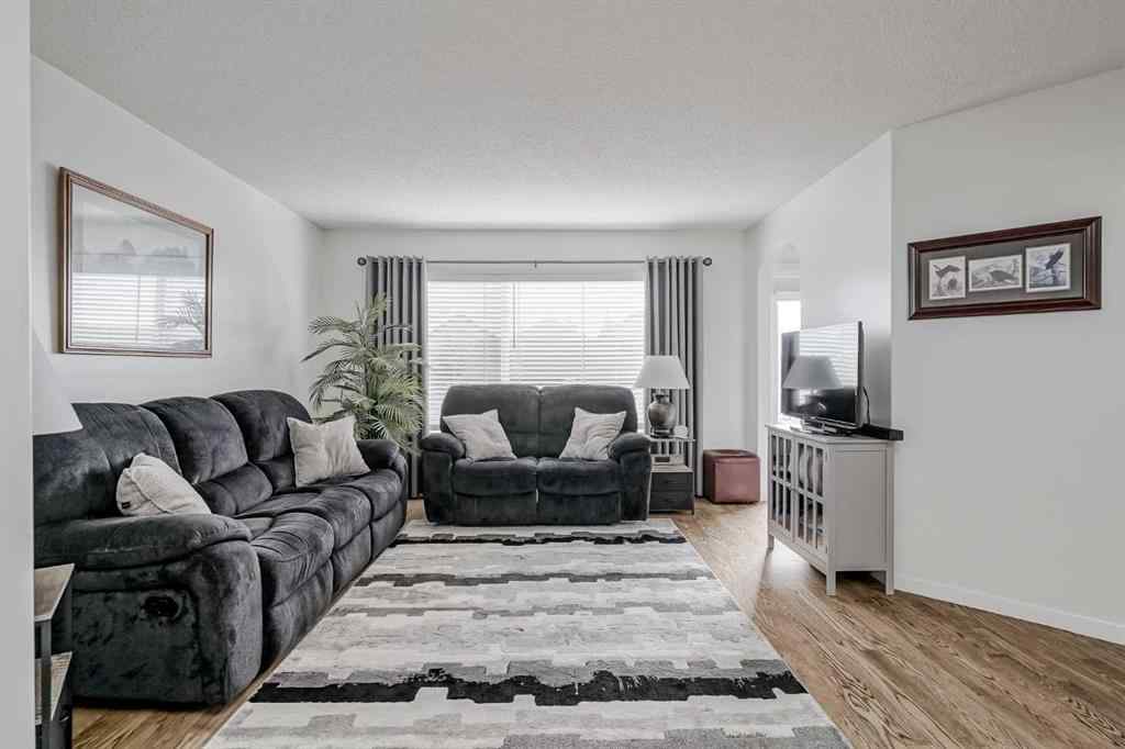 MLS® A2266500 - 52 Autumn Court SE in Auburn Bay Calgary, Residential