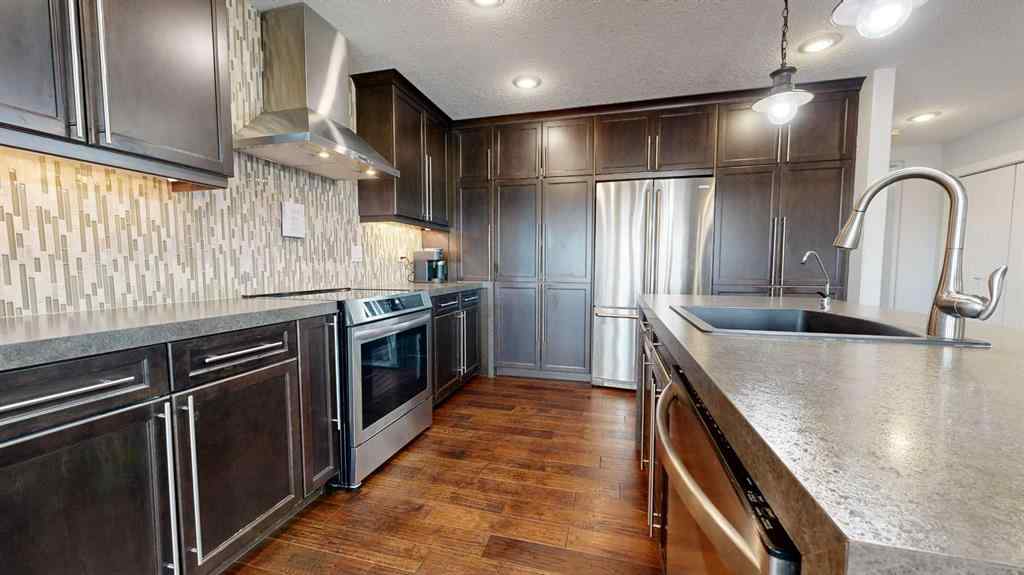 MLS® A2266503 - 7025 85 Street  in Signature Falls Grande Prairie, Residential