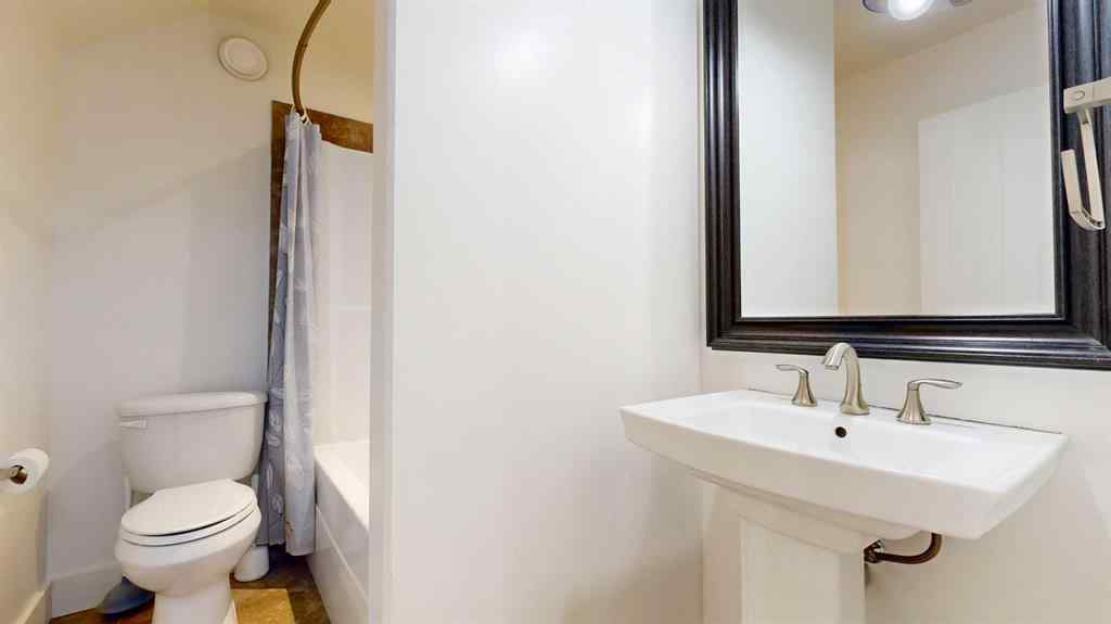 MLS® A2266503 - 7025 85 Street  in Signature Falls Grande Prairie, Residential