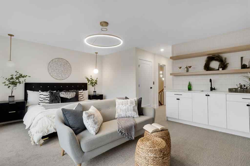 MLS® A2266511 - 2118 Victoria Crescent NW in Banff Trail Calgary, Residential