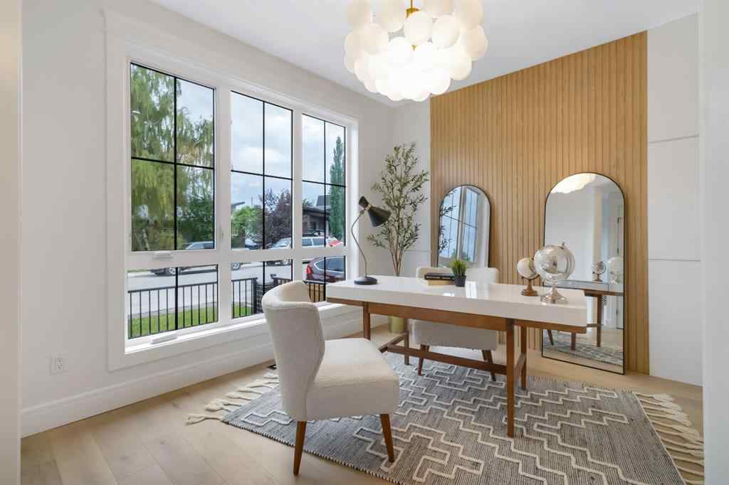 MLS® A2266511 - 2118 Victoria Crescent NW in Banff Trail Calgary, Residential