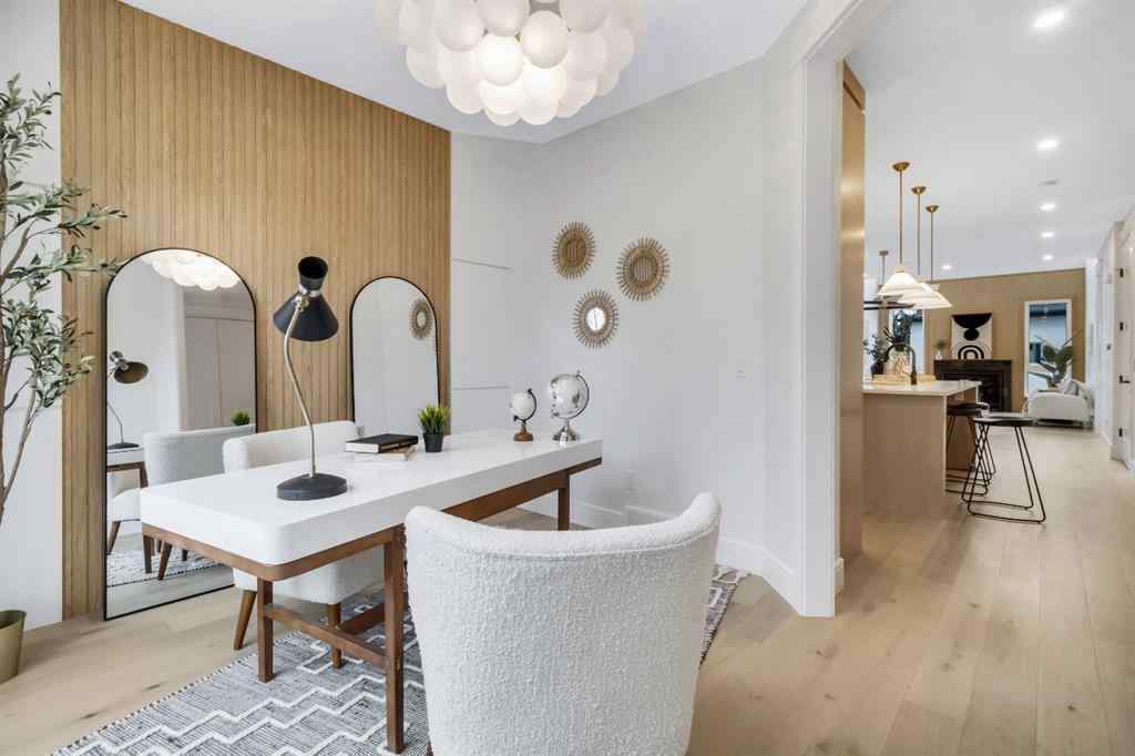 MLS® A2266511 - 2118 Victoria Crescent NW in Banff Trail Calgary, Residential