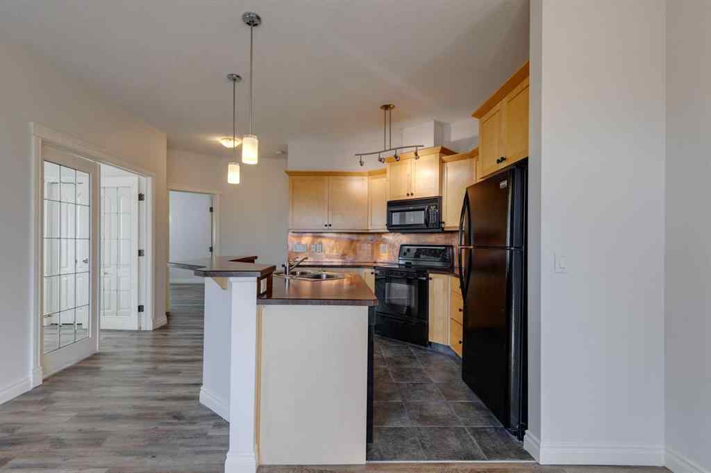 MLS® A2266512 - Unit #304 1606 4 Street NW in Crescent Heights Calgary, Residential