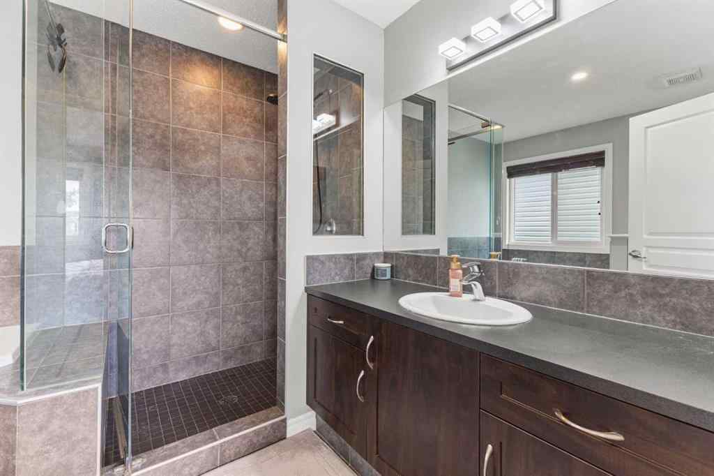 MLS® A2266513 - 240 Evanspark Gardens NW in Evanston Calgary, Residential