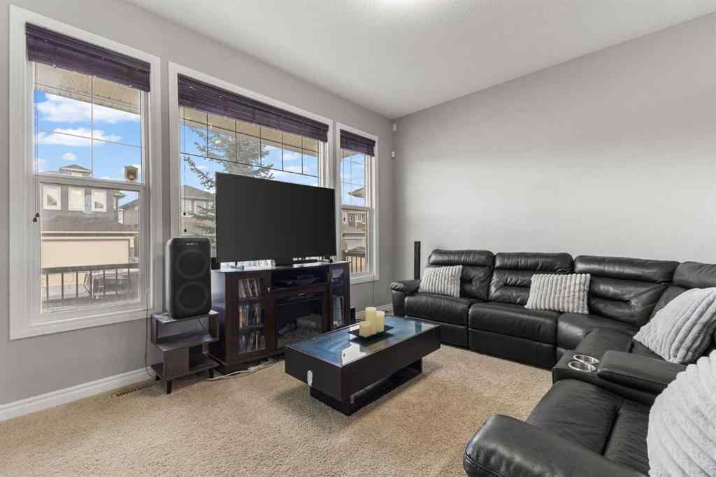 MLS® A2266513 - 240 Evanspark Gardens NW in Evanston Calgary, Residential