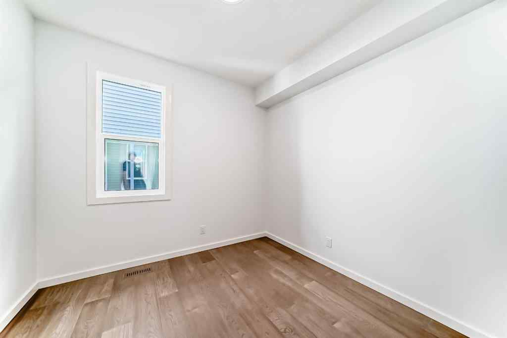 MLS® A2266517 - 52 Creekside Path SW in Pine Creek Calgary, Residential