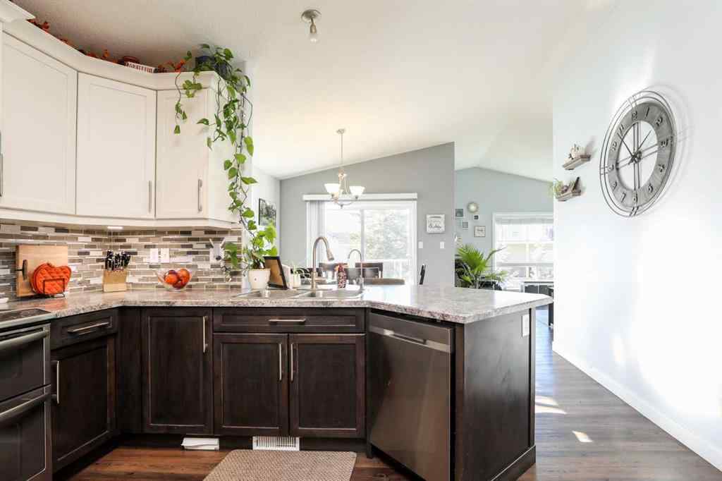 MLS® A2266521 - 50 Heritage Circle W in Heritage Heights Lethbridge, Residential