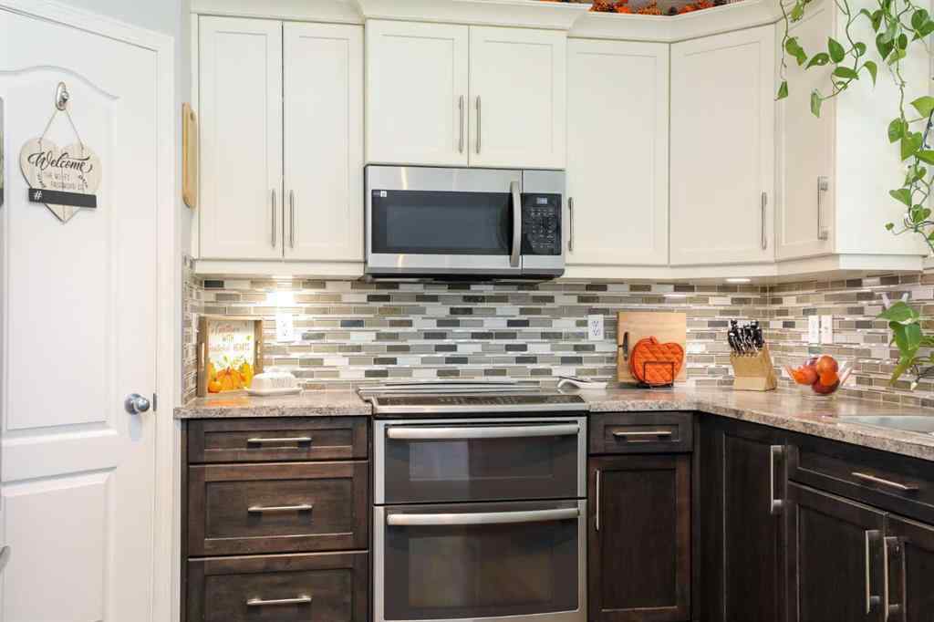 MLS® A2266521 - 50 Heritage Circle W in Heritage Heights Lethbridge, Residential