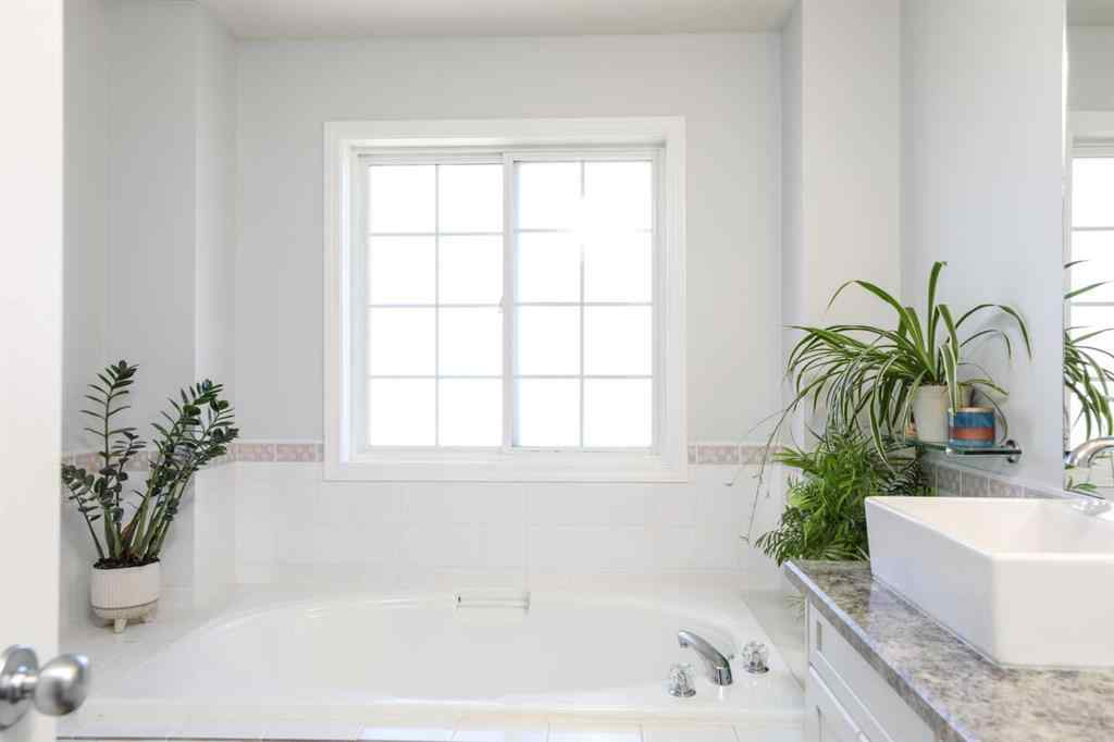 MLS® A2266521 - 50 Heritage Circle W in Heritage Heights Lethbridge, Residential