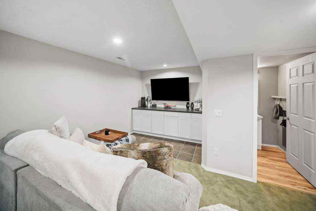 MLS® A2266524 - 88 Inverness Drive SE in McKenzie Towne Calgary, Residential