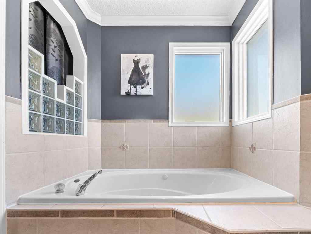 MLS® A2266526 - 9995 Scurfield Drive NW in Scenic Acres Calgary, Residential