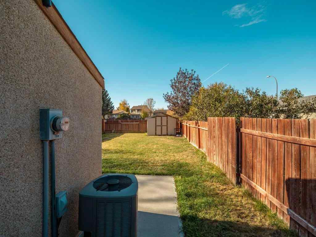 MLS® A2266530 - 1646 St George Road N in St Edwards Lethbridge, Residential