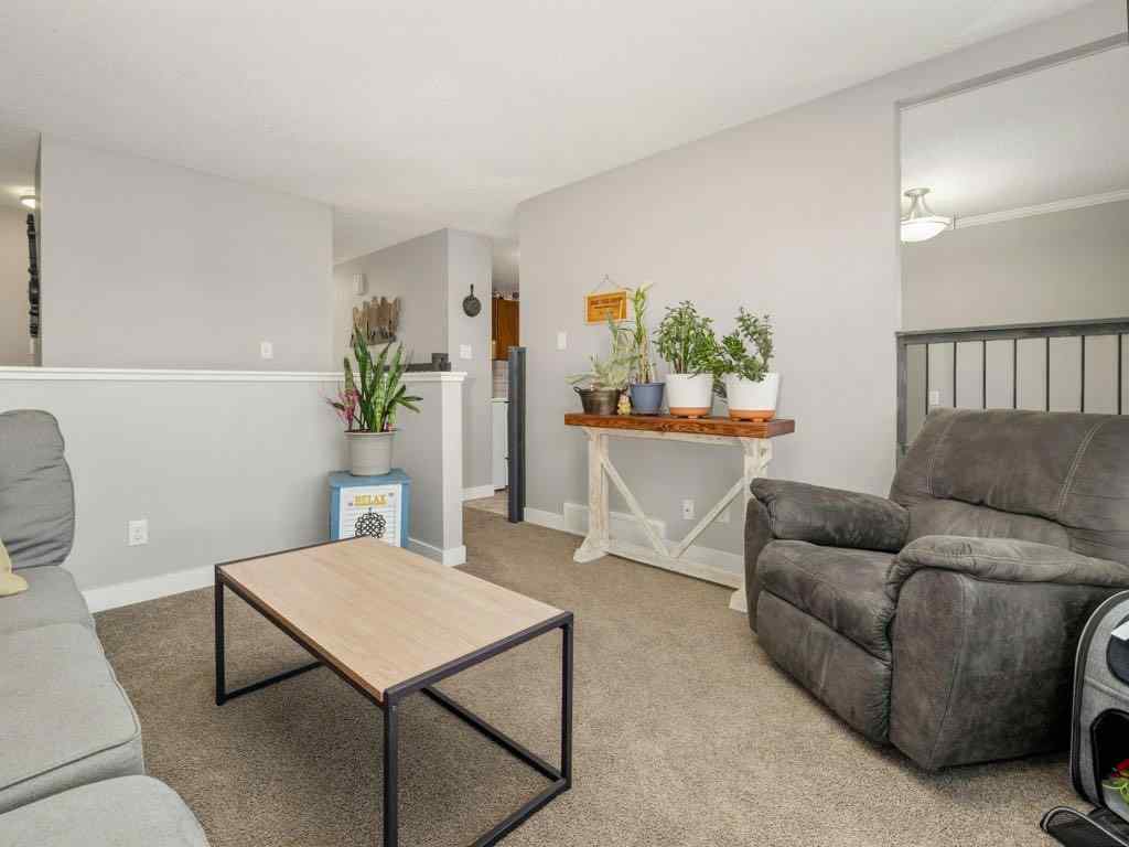 MLS® A2266530 - 1646 St George Road N in St Edwards Lethbridge, Residential