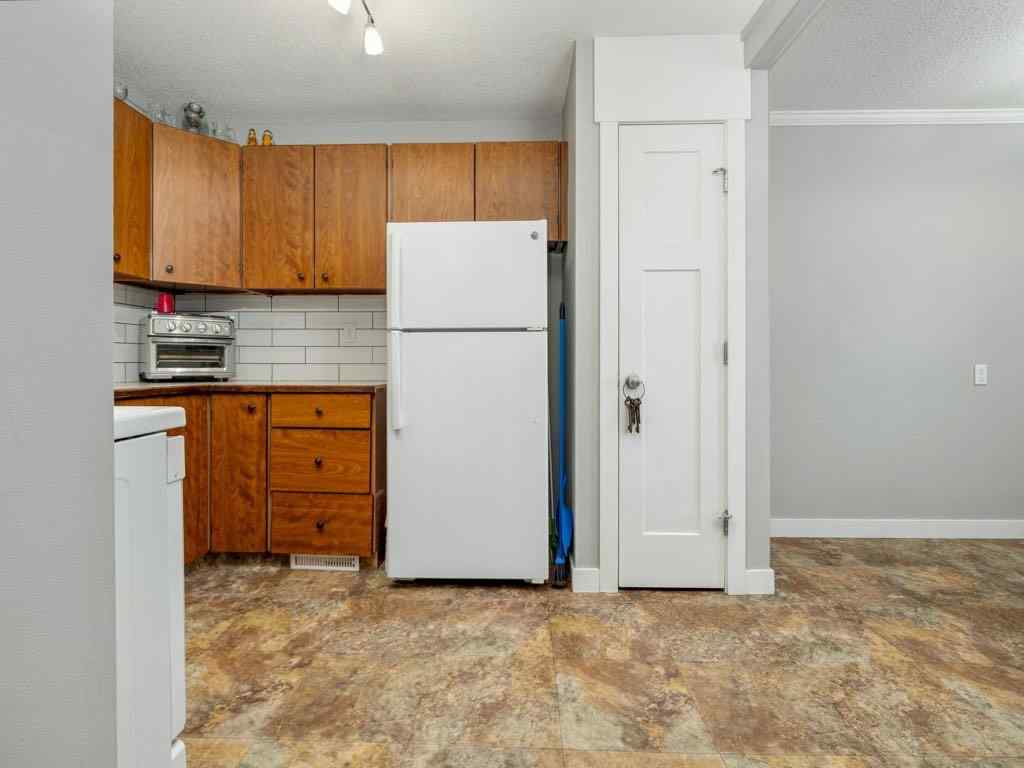 MLS® A2266530 - 1646 St George Road N in St Edwards Lethbridge, Residential