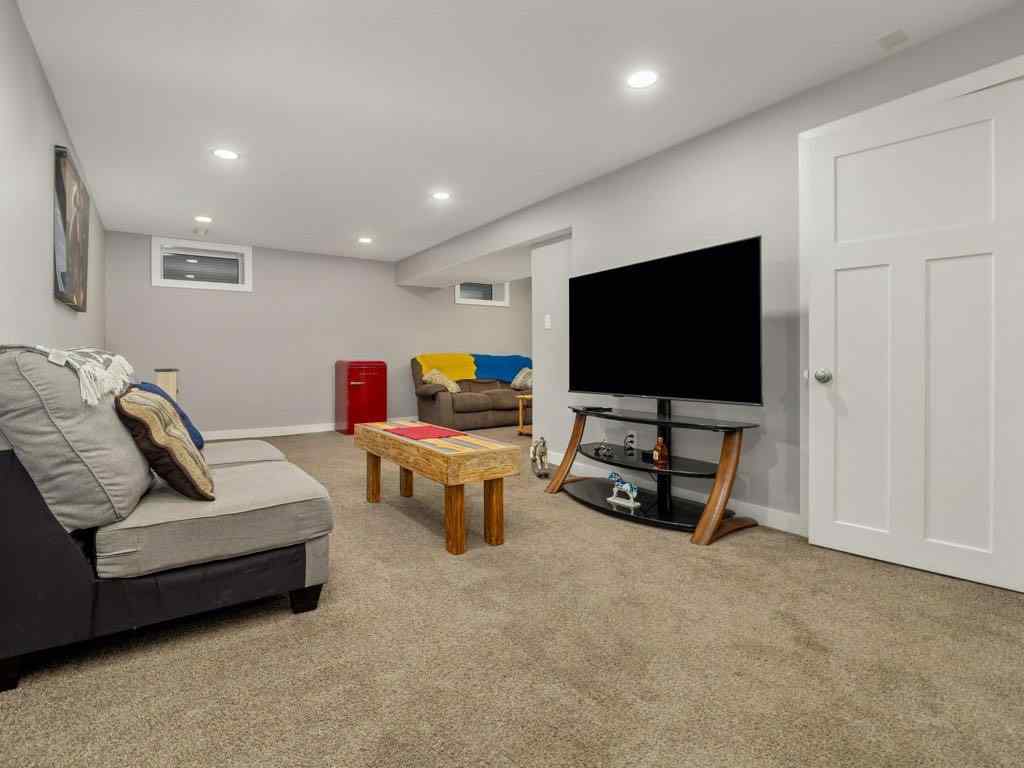 MLS® A2266530 - 1646 St George Road N in St Edwards Lethbridge, Residential