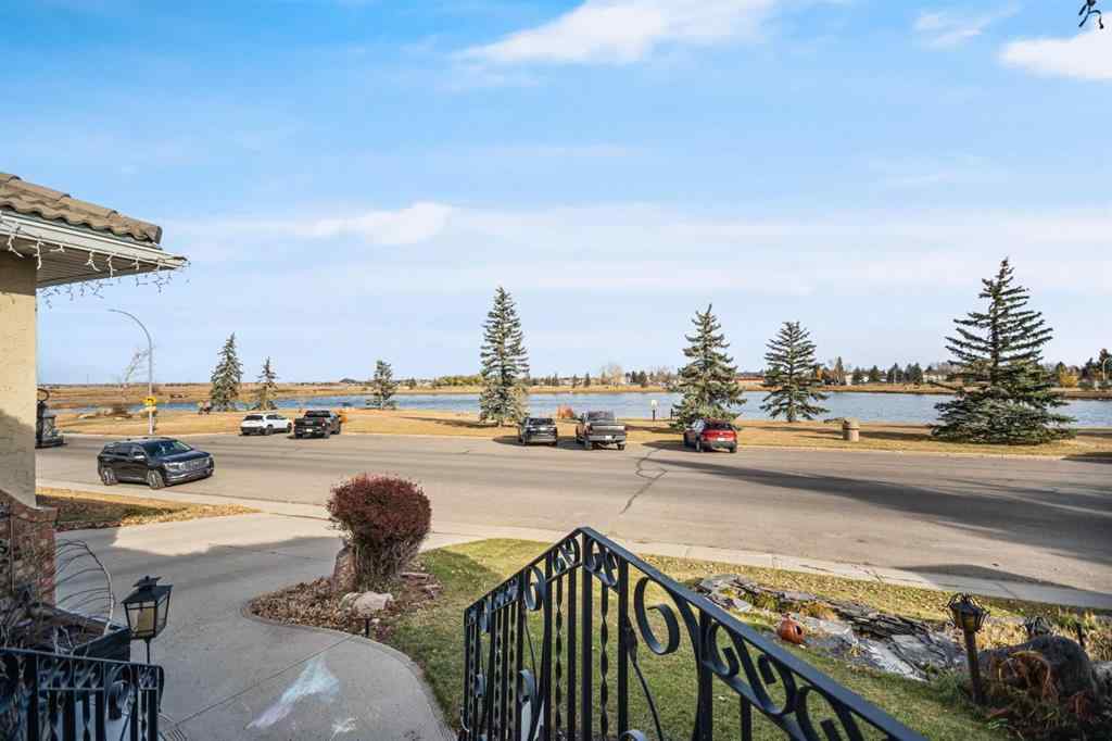 MLS® A2266531 - 607 9 Street SE in Emerson Lake Estates High River, Residential